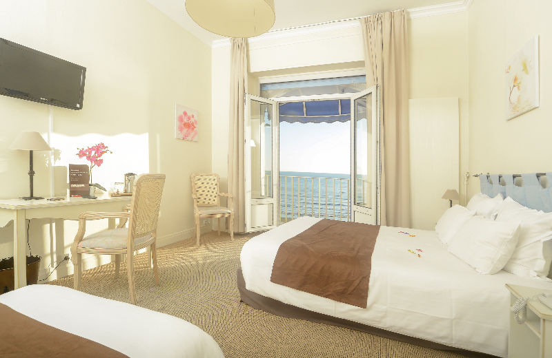 CERISE Royan - Le Grand Hôtel de la Plage Exterior foto